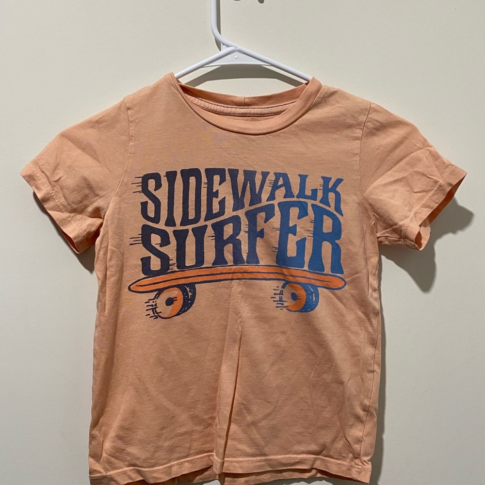 Peek Boy’s  Surfer Kids T-Shirt - Orange size 4:5 Y Guc